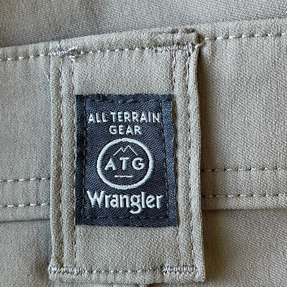 Wrangler All Terran Gear Men's pants 40x34 work weak hiking camping outdoor - Picture 4 of 14